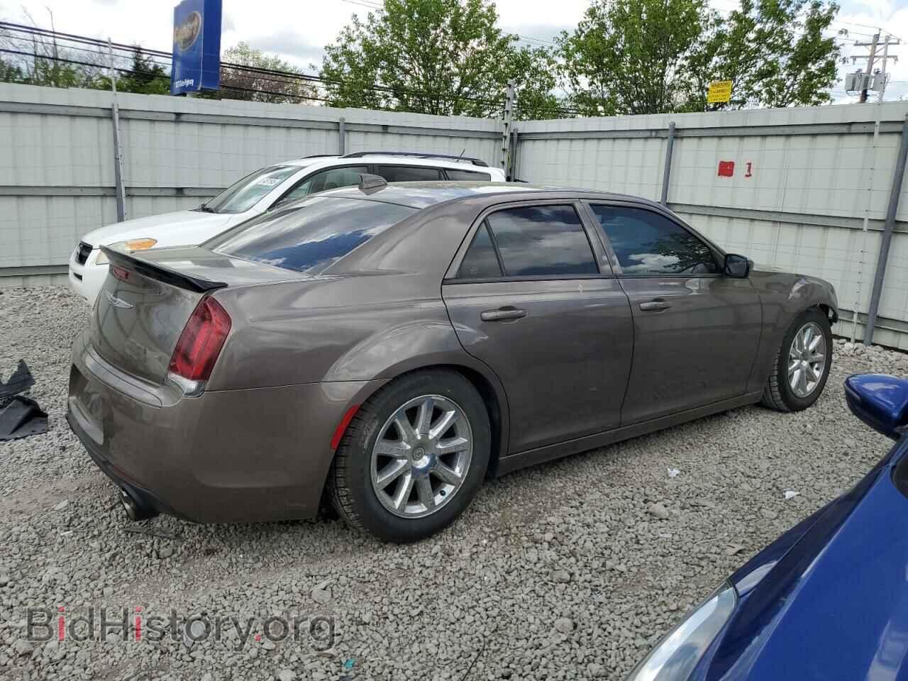 2017 CHRYSLER 300 - VIN: 2C3CCABGXHH584553 - Фото 3