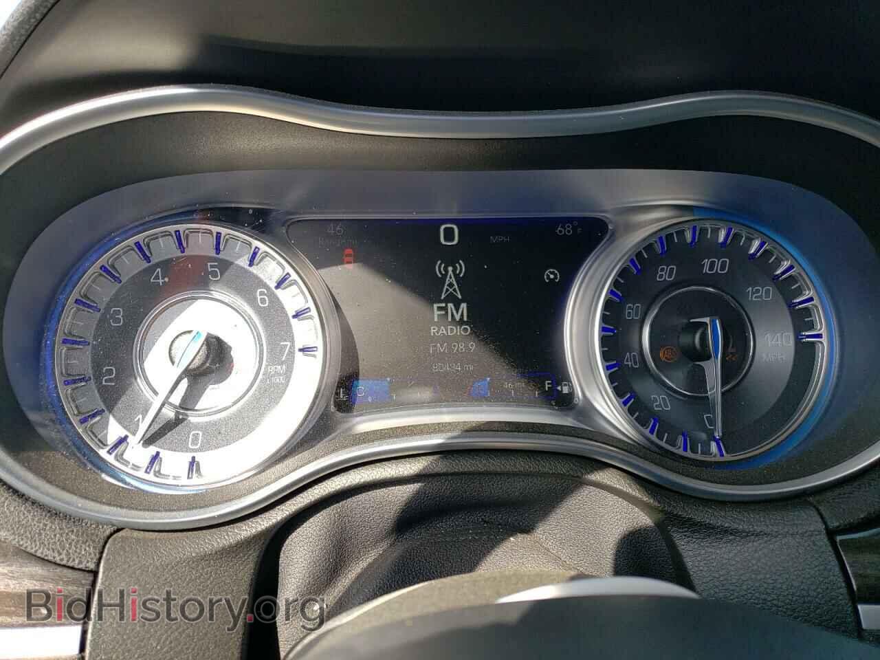 2016 CHRYSLER 300 - VIN: 2C3CCAAGXGH135955 - Фото 9
