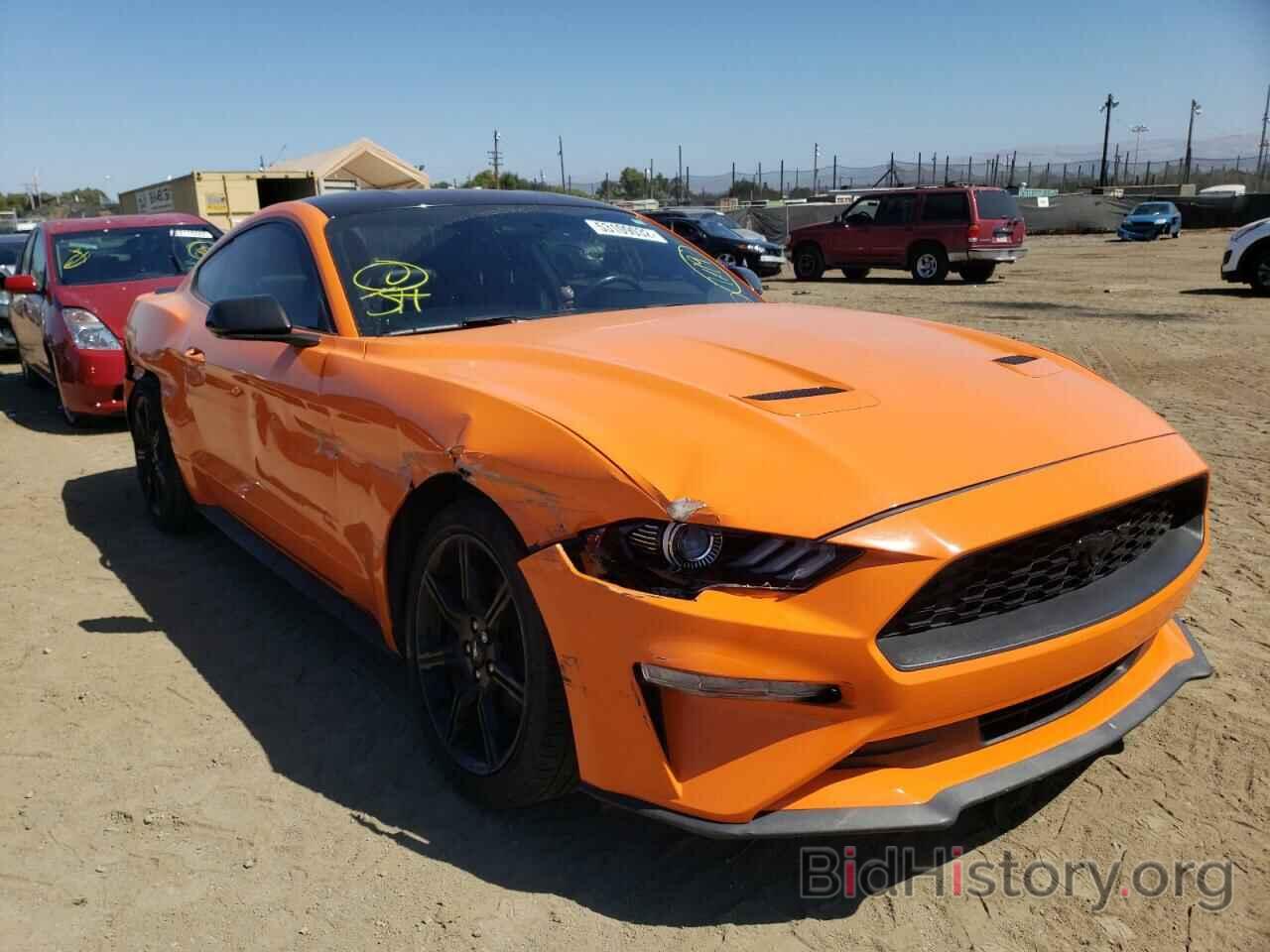 Photo 1FA6P8TH3L5118417 - FORD MUSTANG 2020