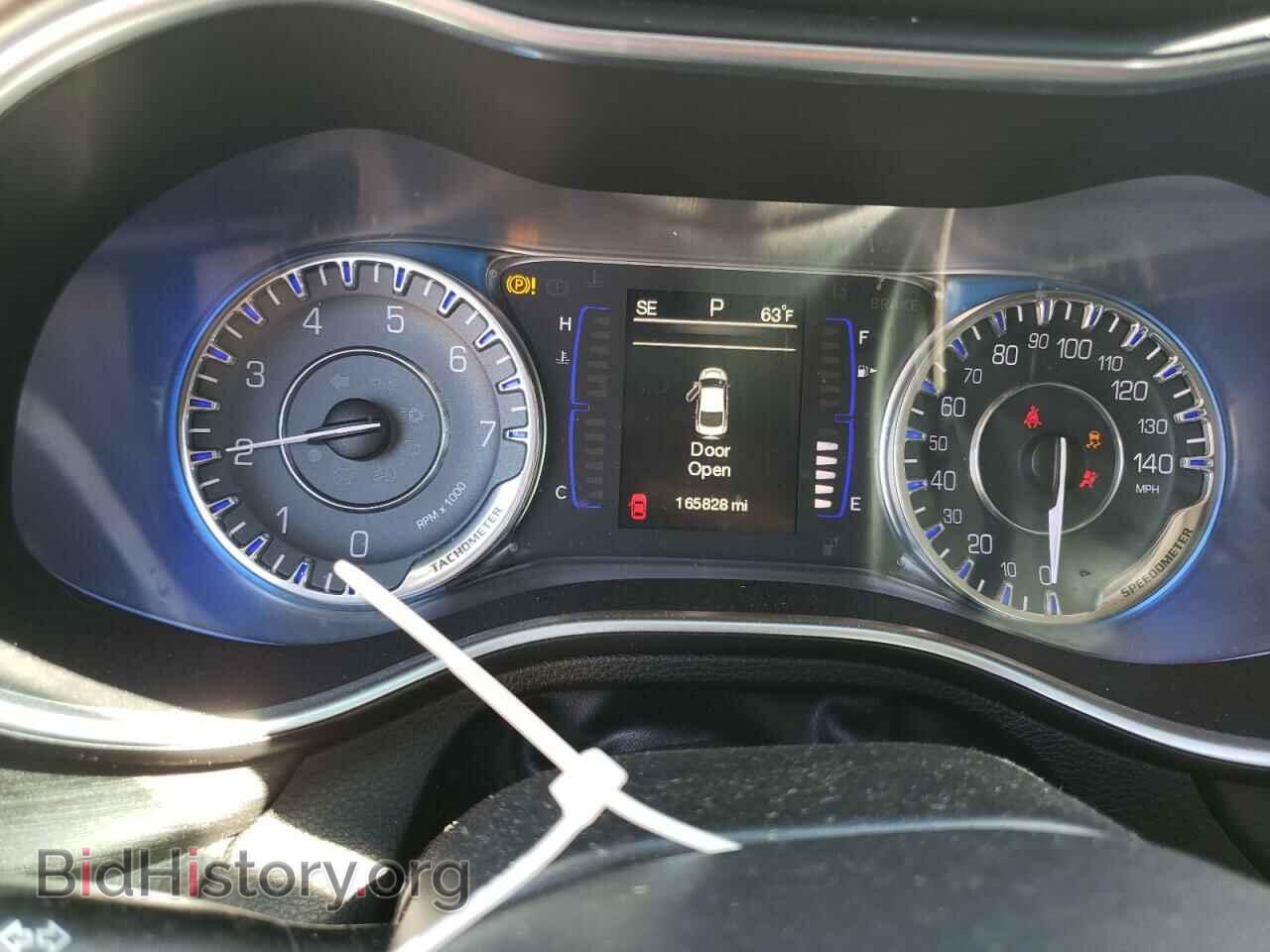 2015 CHRYSLER 200 - VIN: 1C3CCCAB5FN756624 - Photo 9