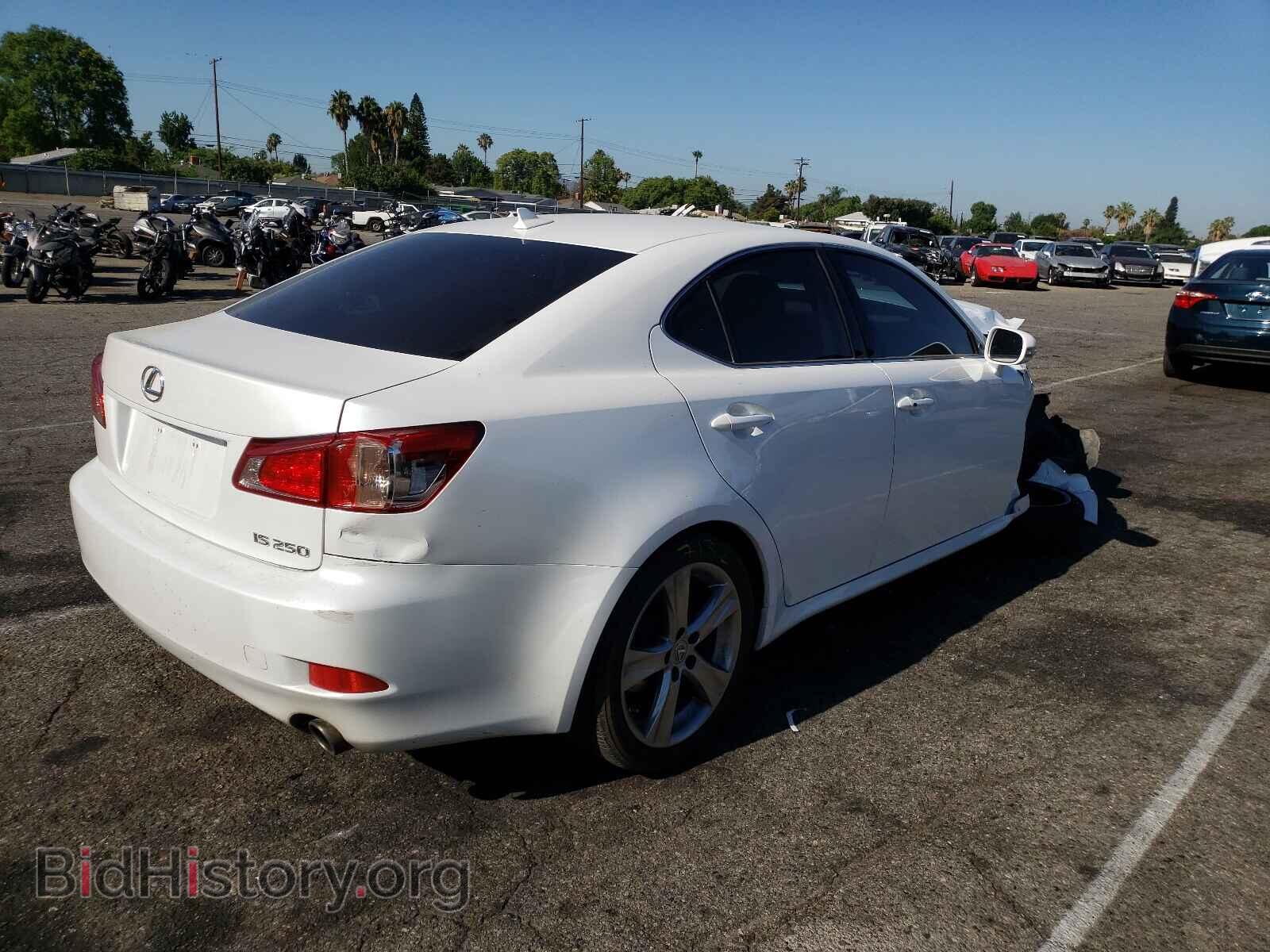 2011 LEXUS IS - VIN: JTHBF5C21B5137762 - Фото 4