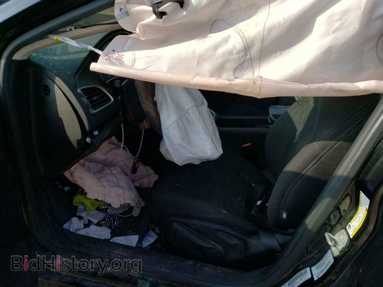 2016 CHRYSLER 200 - VIN: 1C3CCCAB5GN143940 - Фото 7