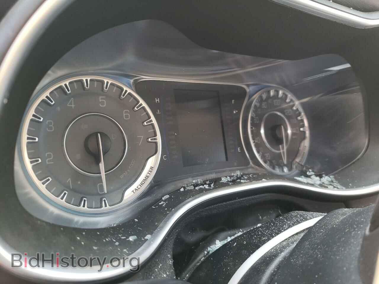 2016 CHRYSLER 200 - VIN: 1C3CCCAB5GN143940 - Фото 9