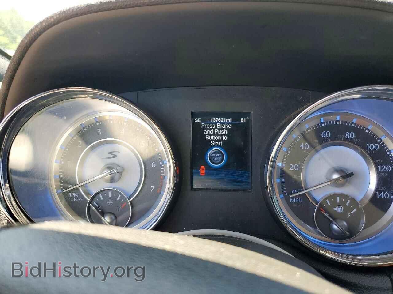 2014 CHRYSLER 300 - VIN: 2C3CCABG7EH373175 - Фото 9