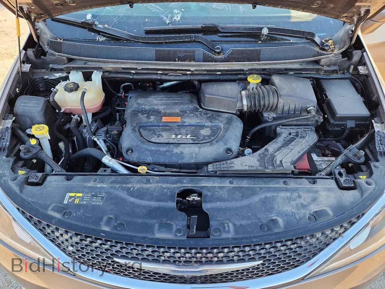 2017 CHRYSLER PACIFICA - VIN: 2C4RC1GG2HR564872 - Фото 12