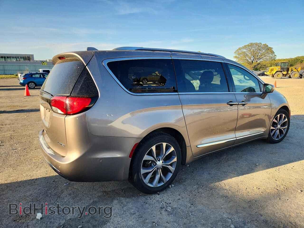 2017 CHRYSLER PACIFICA - VIN: 2C4RC1GG2HR564872 - Фото 3