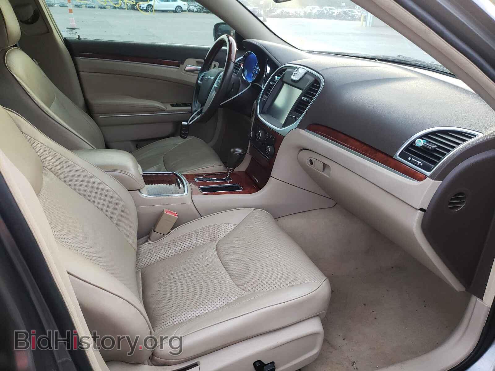 2011 CHRYSLER 300 - VIN: 2C3CA6CT0BH523539 - Фото 5
