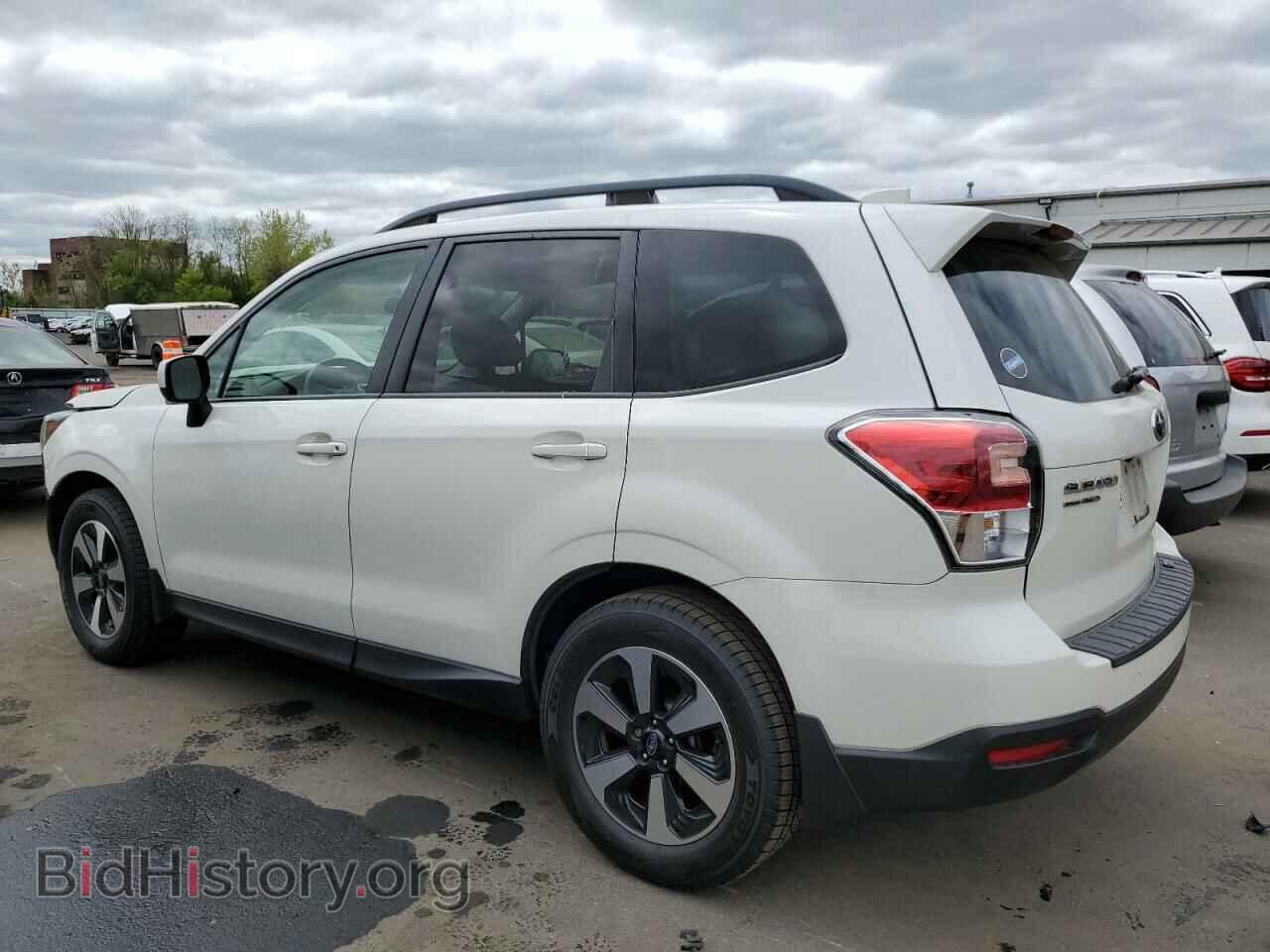 2017 SUBARU FORESTER - VIN: JF2SJAEC2HH436880 - Фото 2