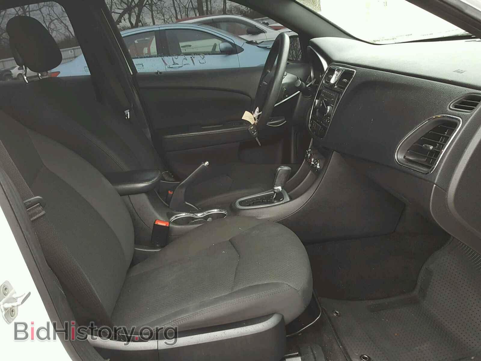 2012 CHRYSLER 200 - VIN: 1C3CCBAB2CN105408 - Фото 5