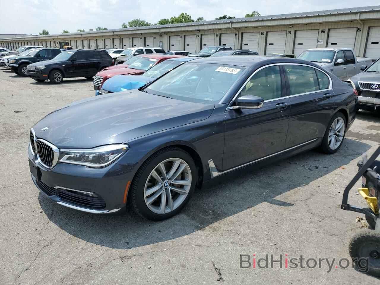 Фотография WBA7F2C59GG417499 - BMW 7 SERIES 2016