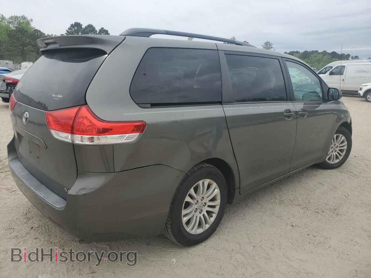 2011 TOYOTA All Models - VIN: 5TDYK3DC1BS126242 - Фото 3