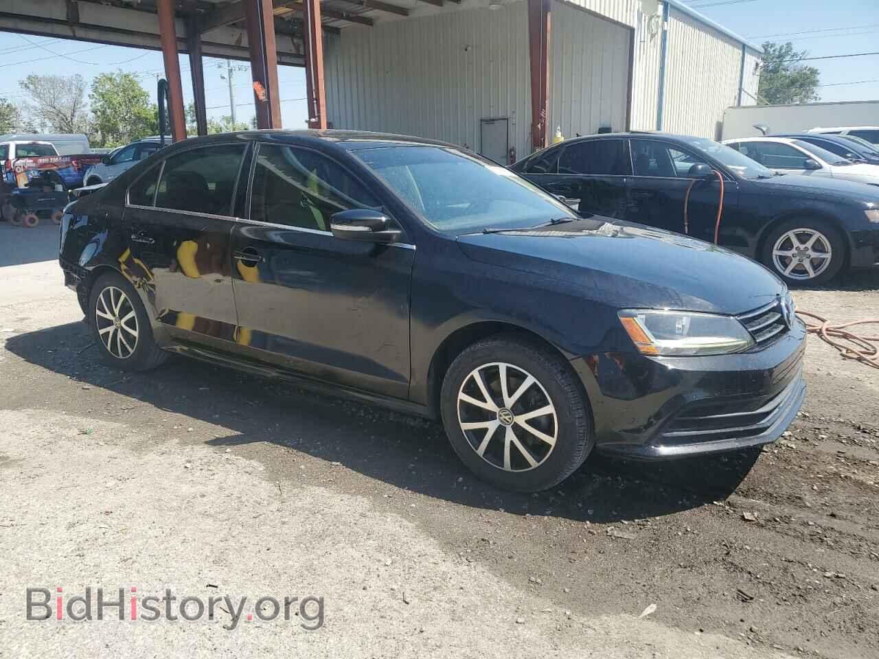 2017 VOLKSWAGEN JETTA - VIN: 3VWDB7AJ9HM384880 - Фото 4
