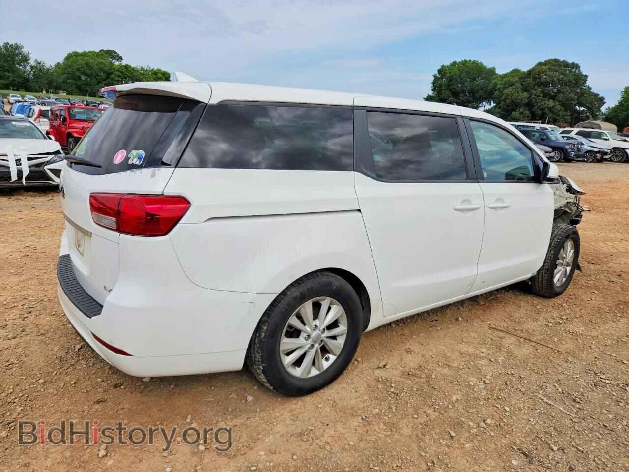 2017 KIA All Models - VIN: KNDMB5C12H6232623 - Фото 3
