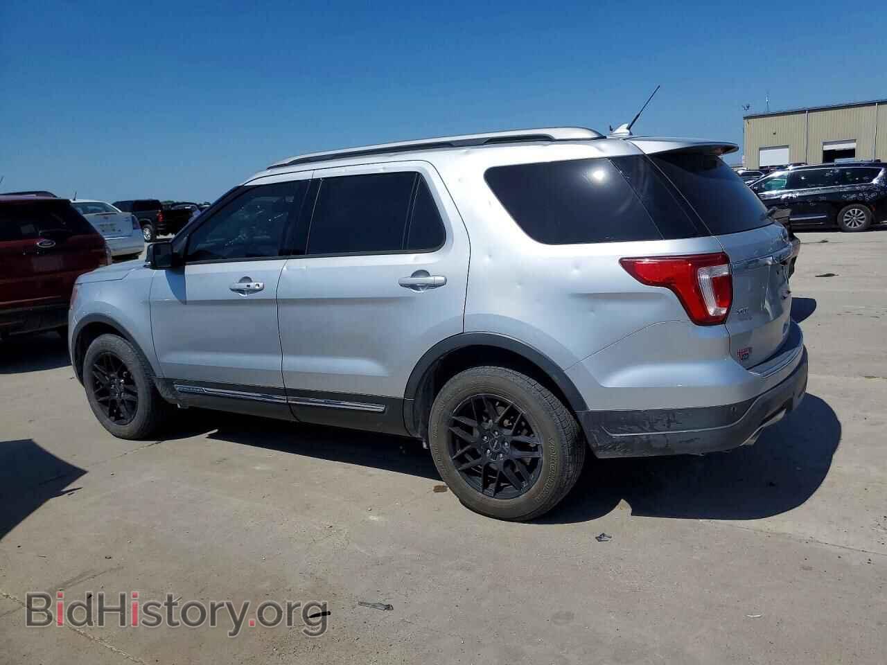 2018 FORD EXPLORER - VIN: 1FM5K8D8XJGB37093 - Photo 2