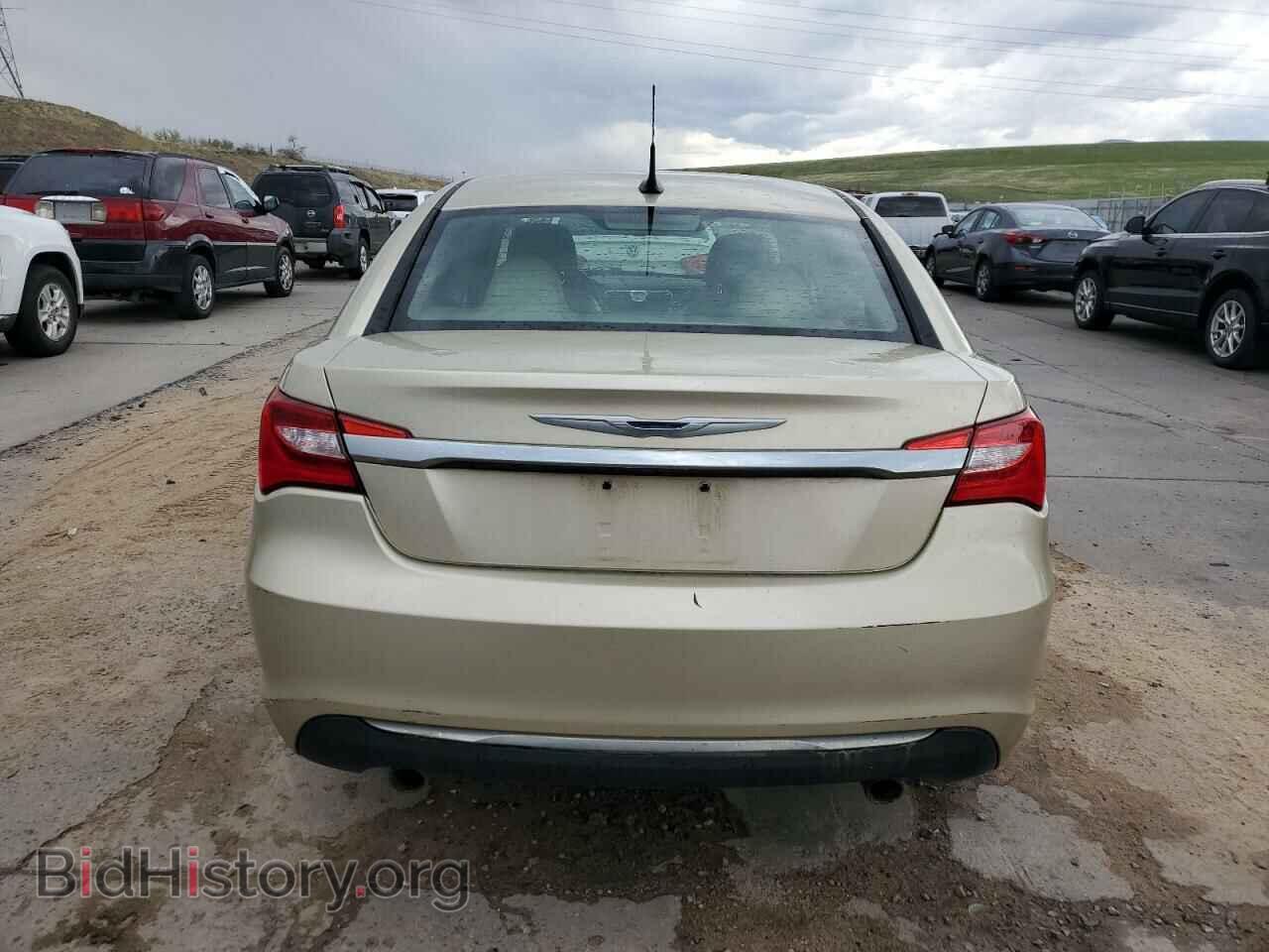 2011 CHRYSLER 200 - VIN: 1C3BC2FG8BN504144 - Photo 6