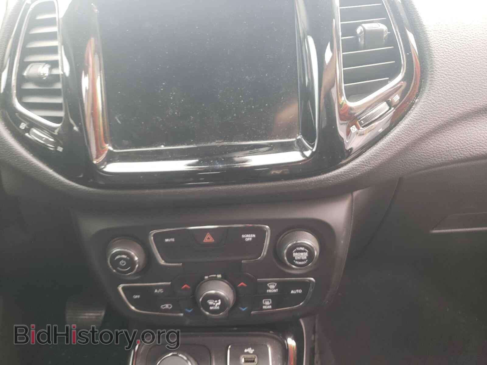 2018 JEEP COMPASS - VIN: 3C4NJDCB8JT307797 - Фото 9