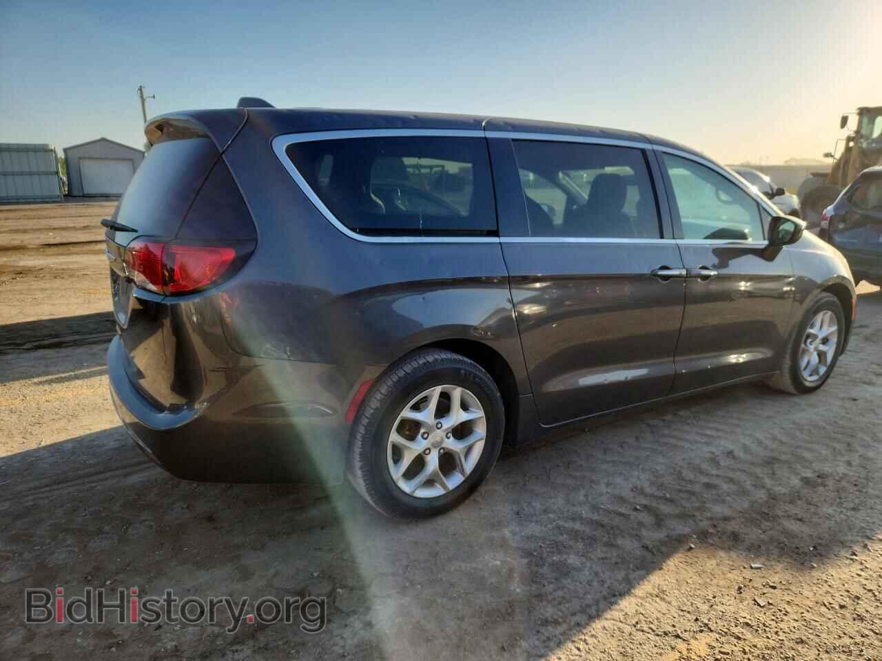 2020 CHRYSLER PACIFICA - VIN: 2C4RC1FG1LR121820 - Photo 3