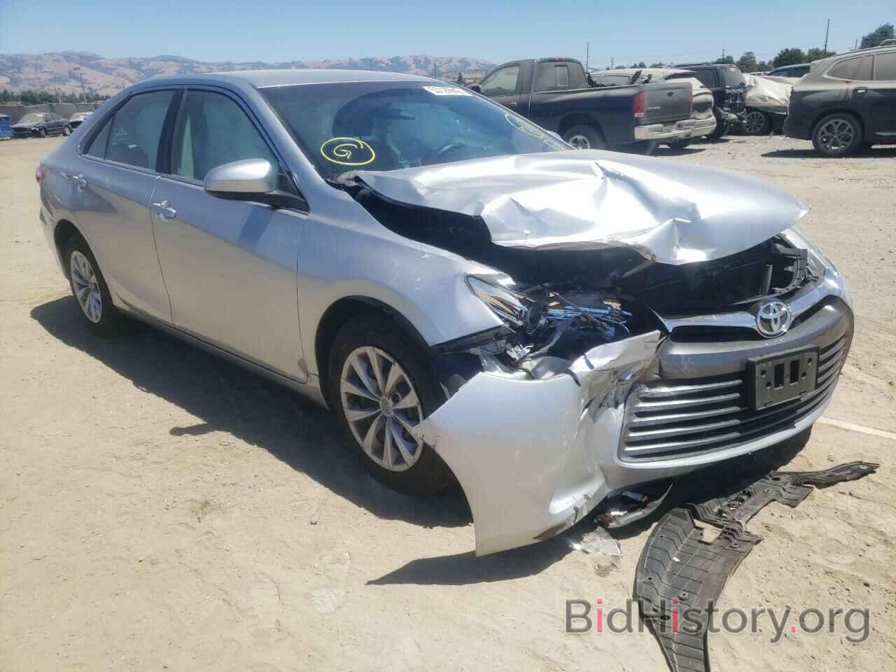 Photo 4T4BF1FK2FR494239 - TOYOTA CAMRY 2015