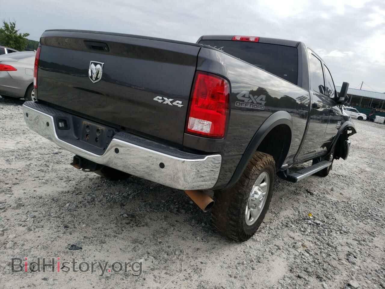 2018 RAM 2500 - VIN: 3C6UR5CL9JG333554 - Photo 4