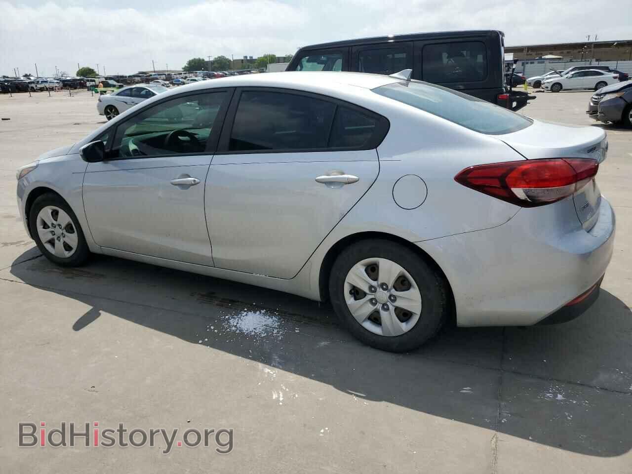 2017 KIA FORTE - VIN: 3KPFK4A76HE106821 - Фото 2