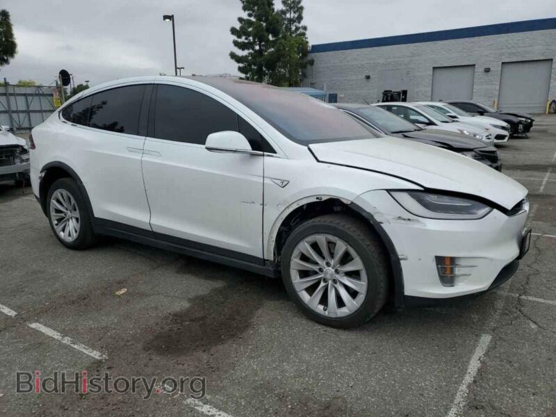 2016 Tesla MODEL X (VIN 5YJXCAE2XGF003344) — photo 4 of 13