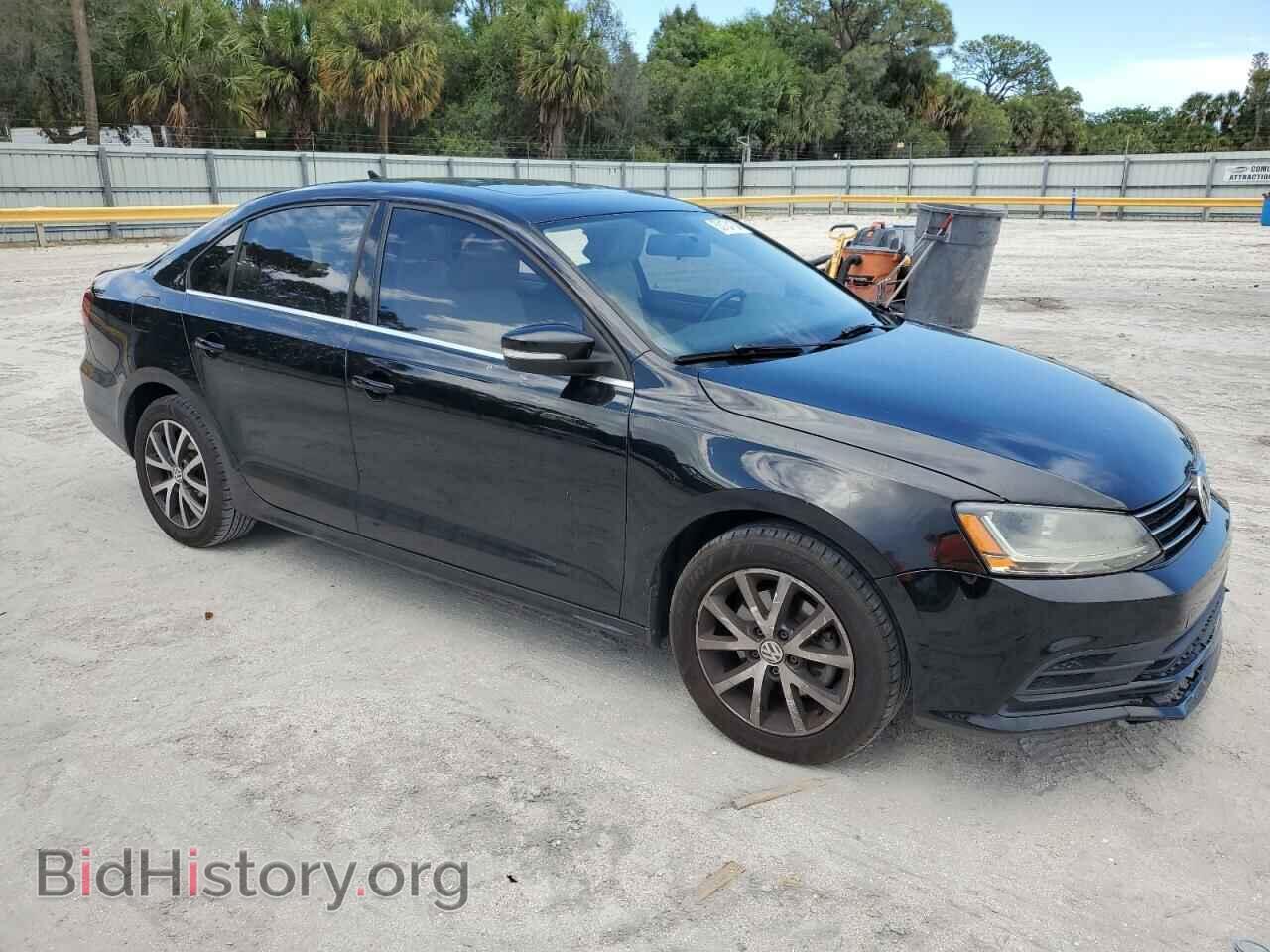 2017 VOLKSWAGEN JETTA - VIN: 3VWDB7AJ4HM258216 - Фото 4