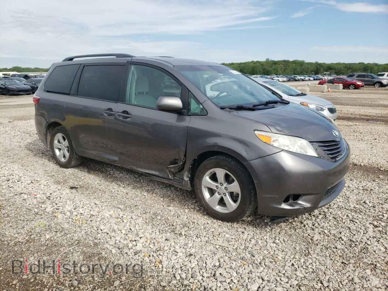 2017 TOYOTA All Models - VIN: 5TDKZ3DC7HS822551 - Фото 4