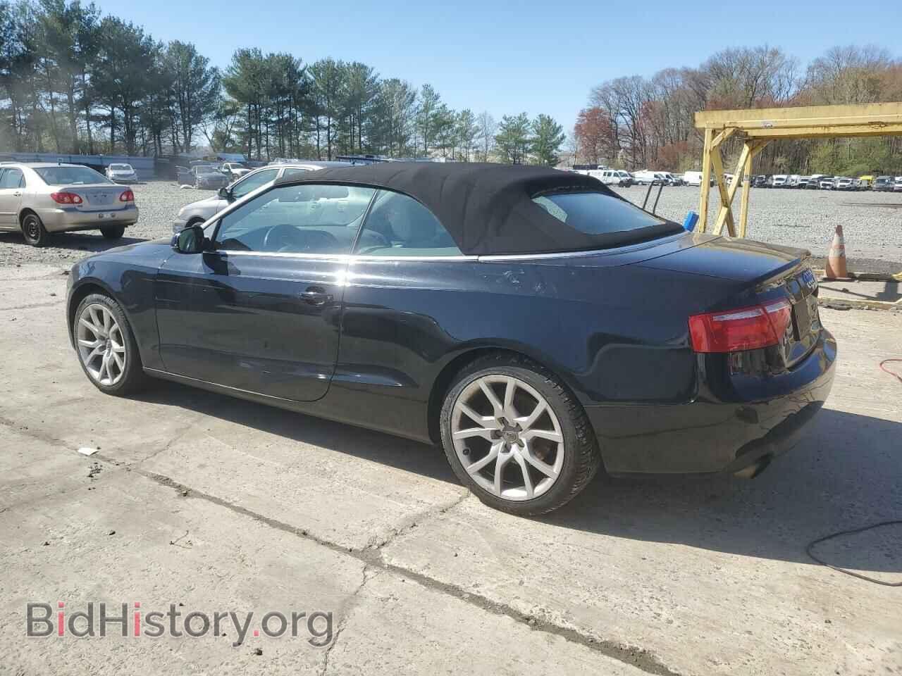 2011 AUDI A5 - VIN: WAUCFAFH6BN005401 - Photo 2