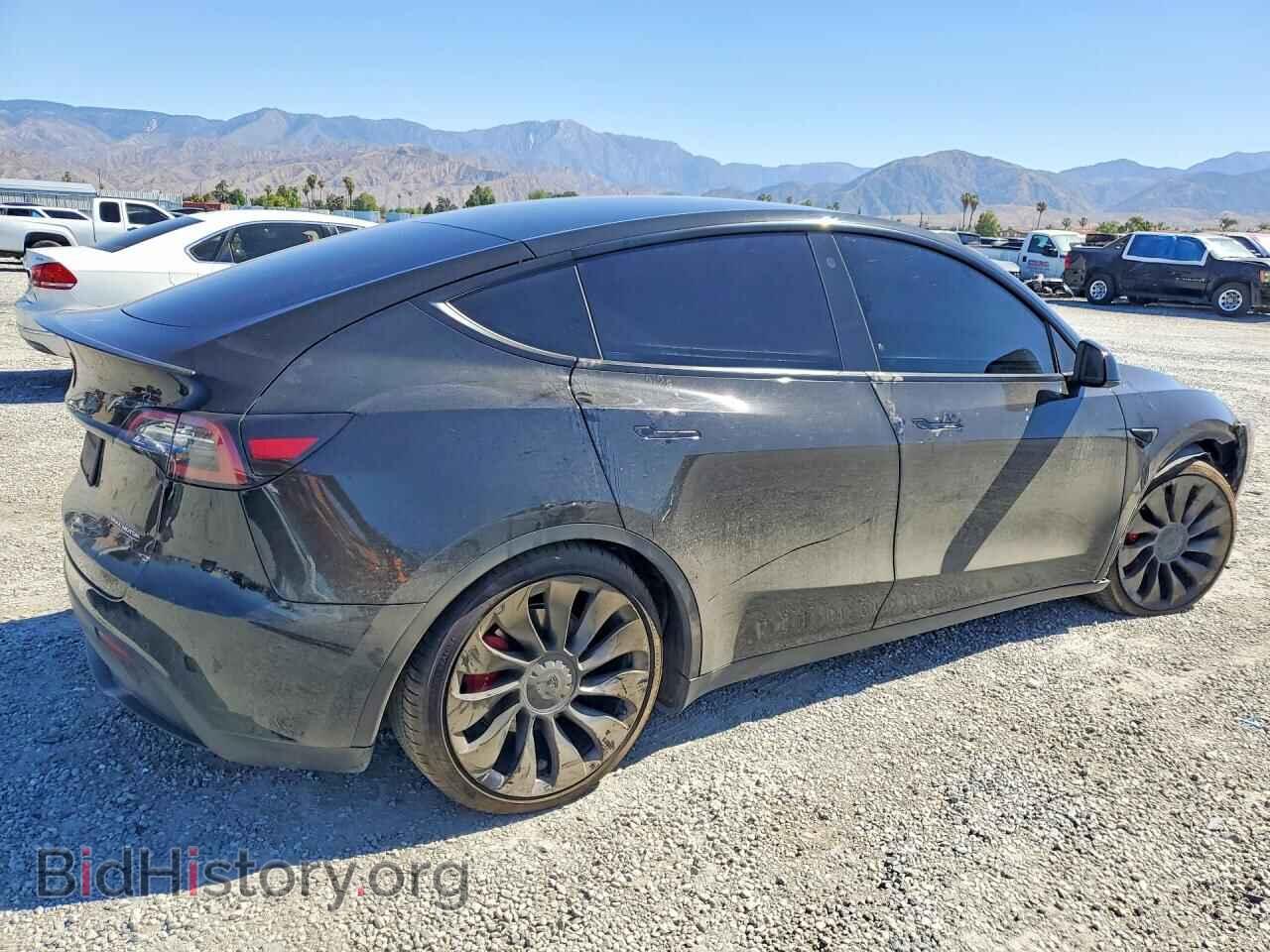 2022 TESLA MODEL Y - VIN: 7SAYGDEF9NF336843 - Photo 3