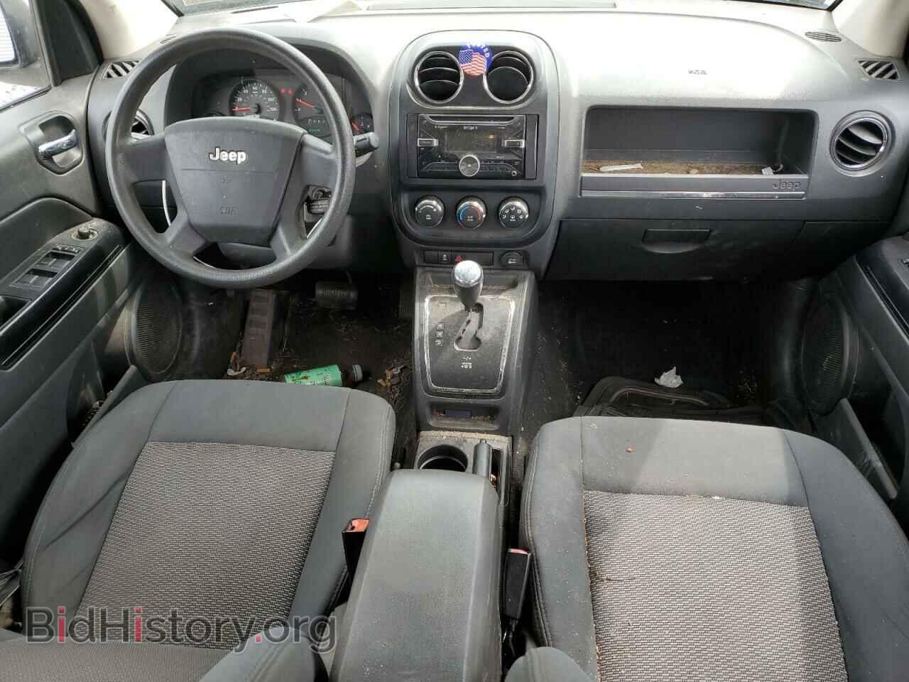 2010 JEEP COMPASS - VIN: 1J4NF4FB2AD584734 - Фото 8