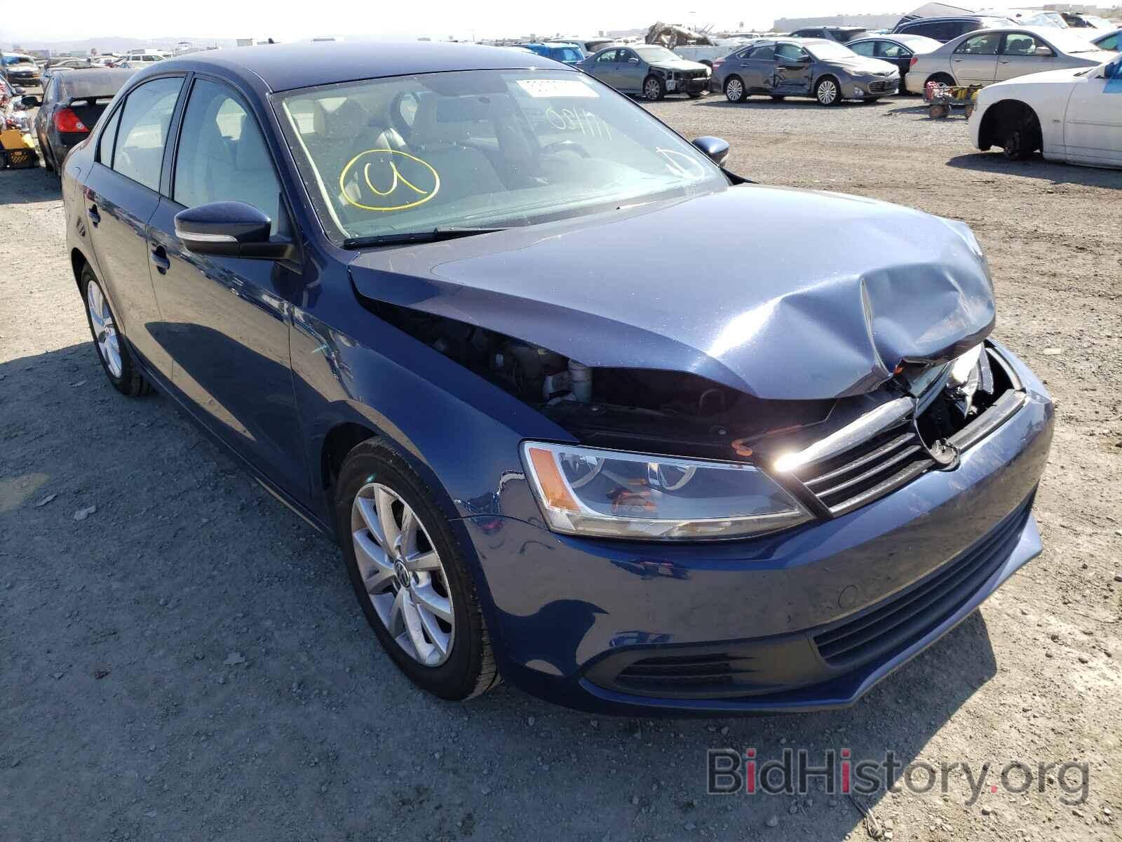 Photo 3VWBX7AJ0BM017088 - VOLKSWAGEN JETTA 2011