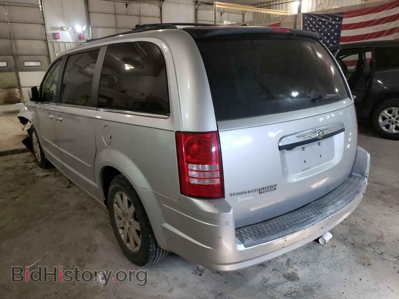 2008 CHRYSLER MINIVAN - VIN: 2A8HR54P68R114785 - Фото 3