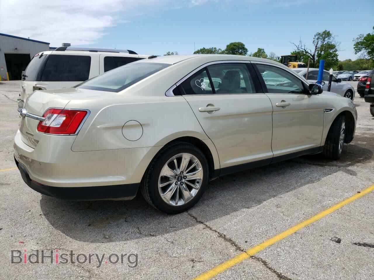 2011 FORD TAURUS - VIN: 1FAHP2FW8BG140979 - Фото 3