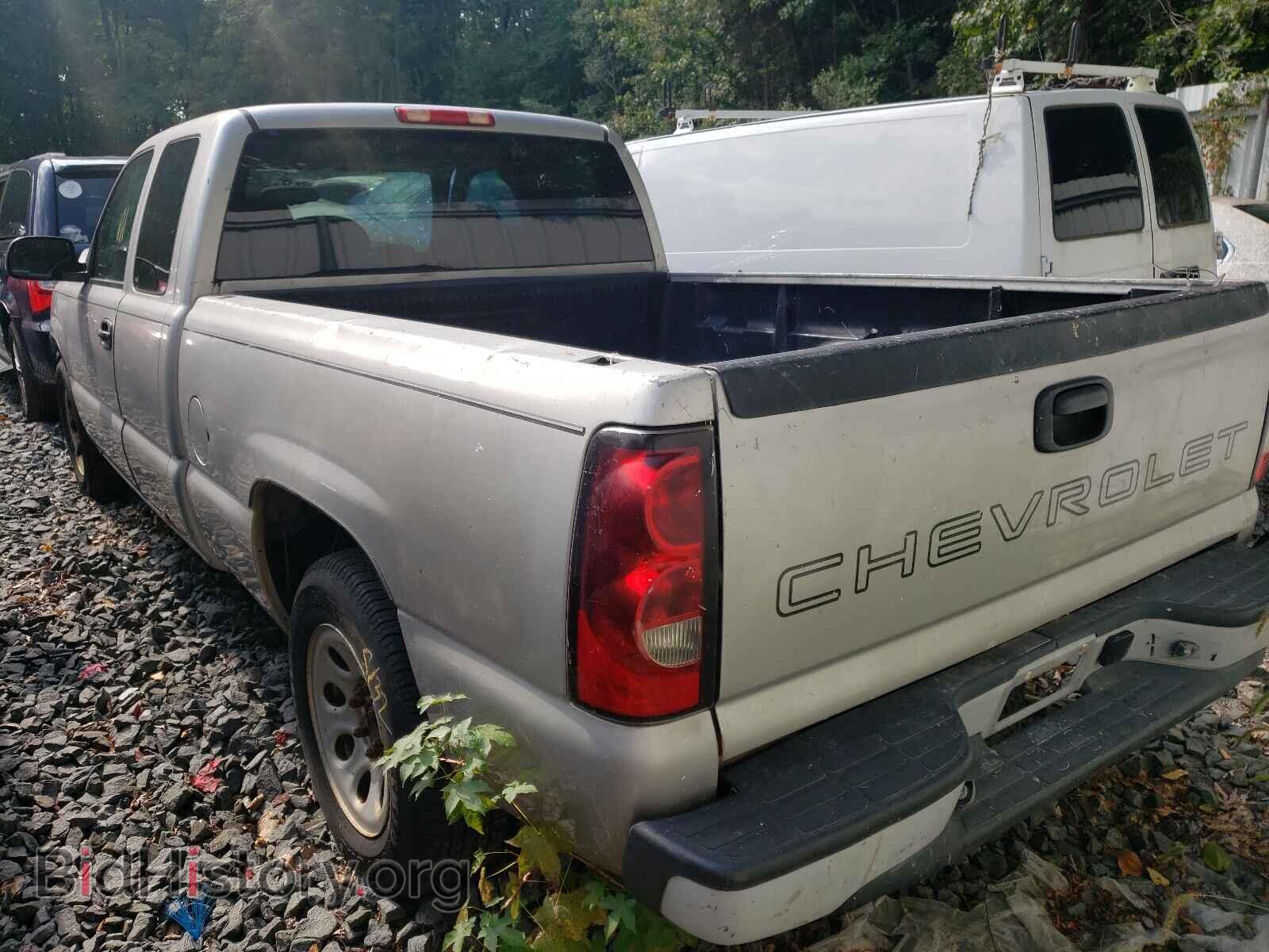 2006 CHEVROLET SILVERADO - VIN: 2GCEC19V061101764 - Фото 4