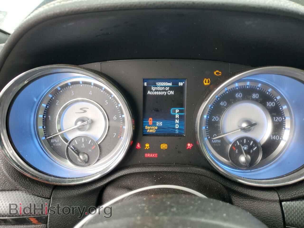 2014 CHRYSLER 300 - VIN: 2C3CCAGG9EH384932 - Фото 9
