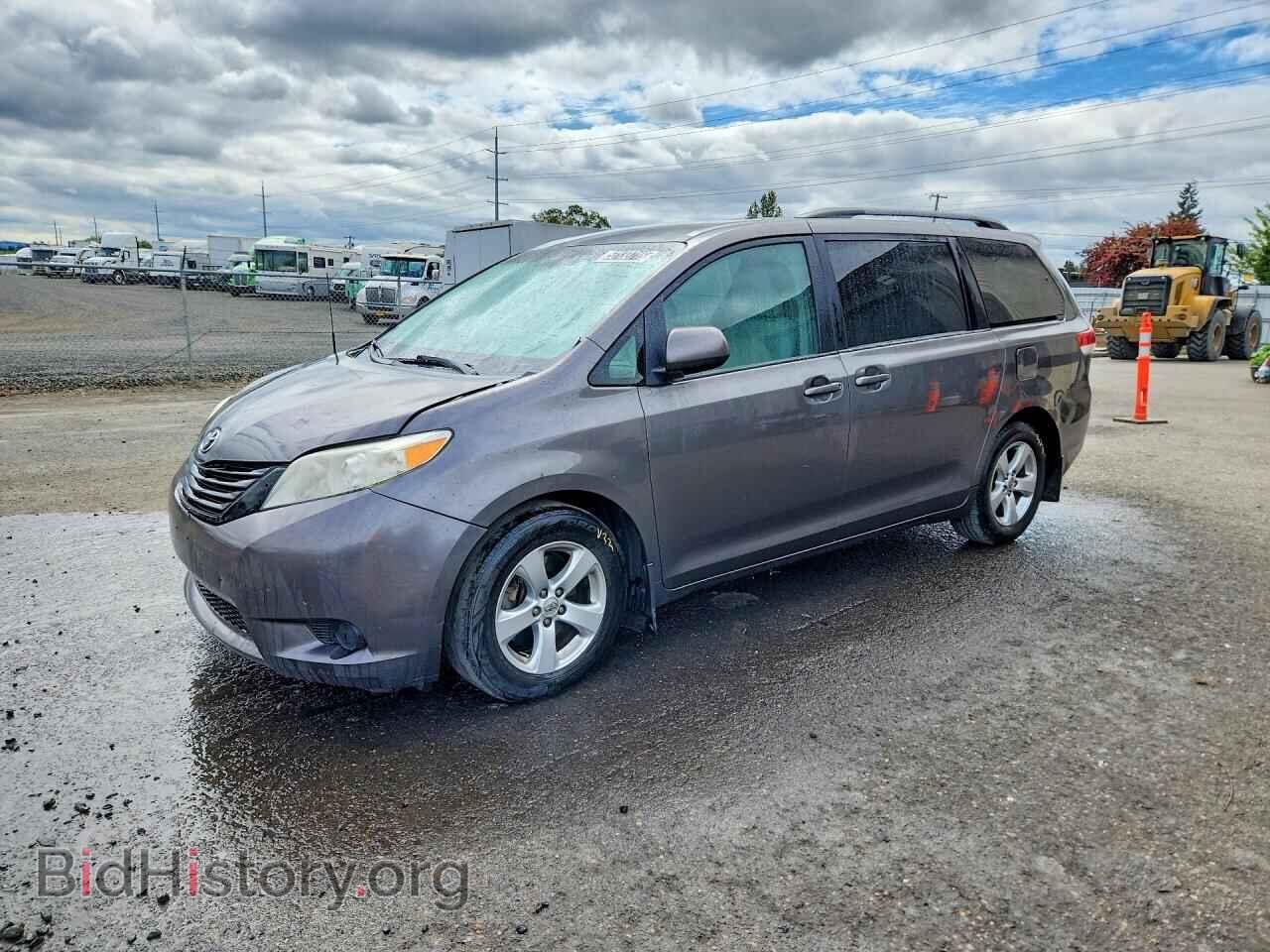 Фотография 5TDKK3DC5ES435691 - TOYOTA SIENNA 2014