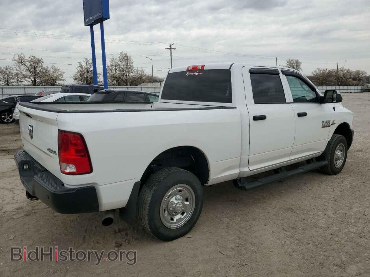 2018 RAM All Models - VIN: 3C6UR5CL5JG193230 - Фото 3