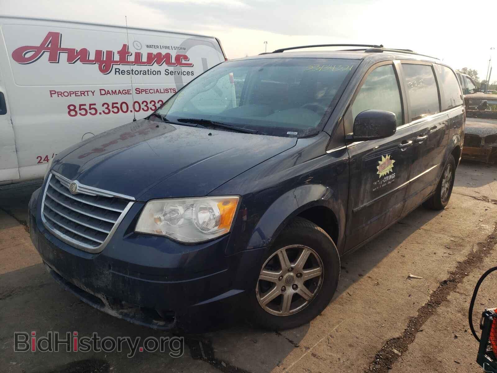 2008 CHRYSLER MINIVAN - VIN: 2A8HR54P18R828713 - Фото 2