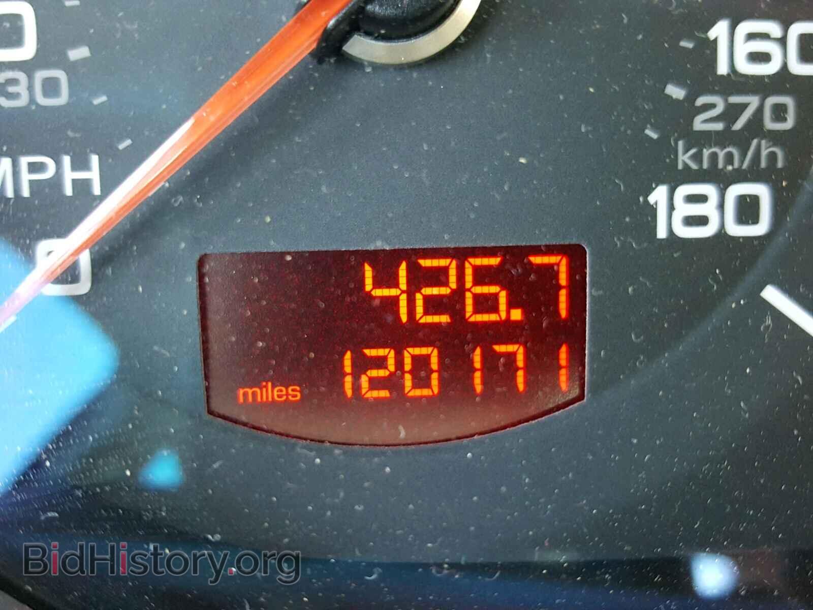 2010 AUDI A6 - VIN: WAUEKAFB4AN022597 - Фото 8