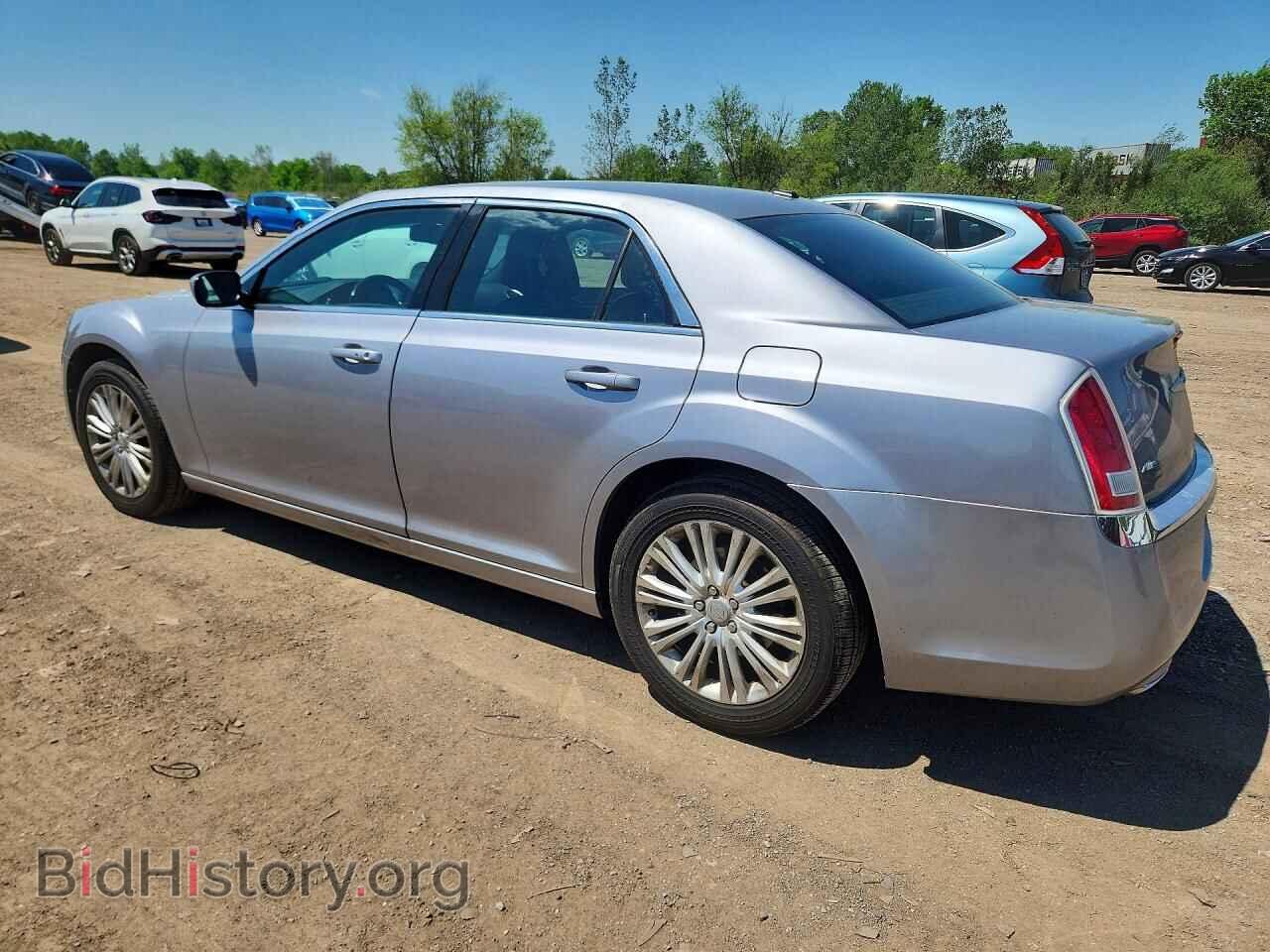 2014 CHRYSLER 300 - VIN: 2C3CCARGXEH235975 - Фото 2