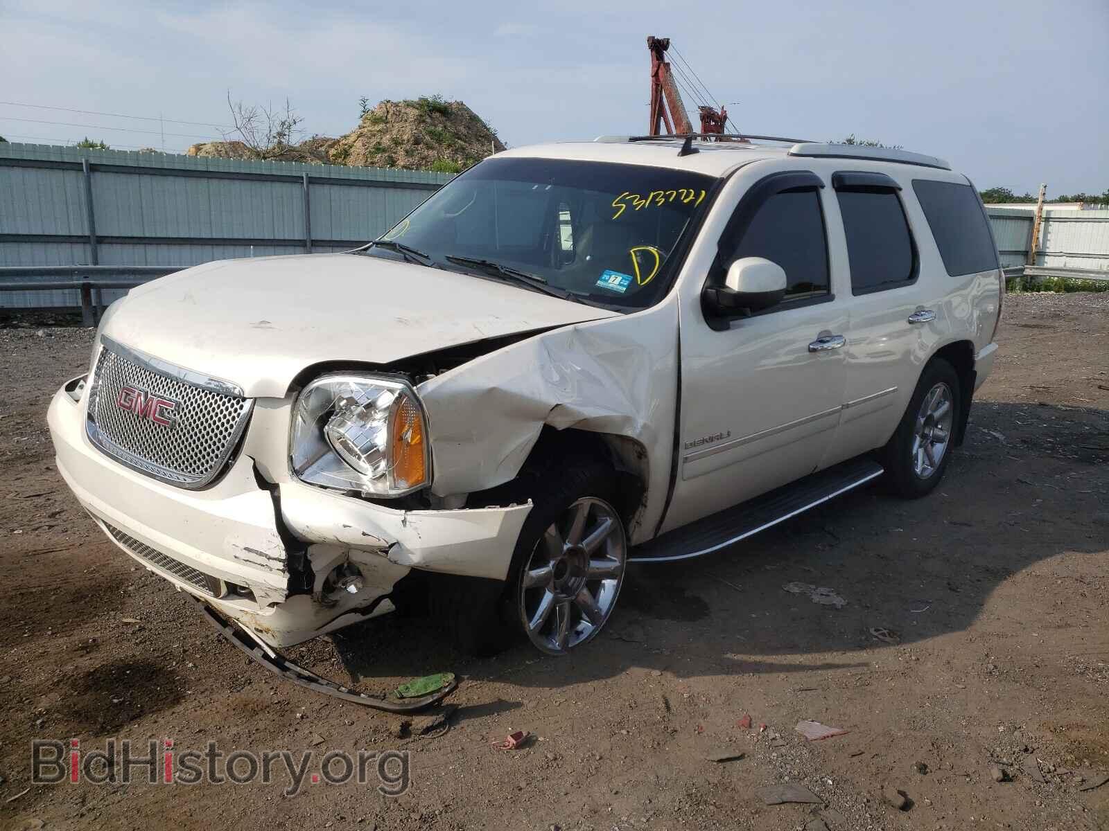 2013 GMC YUKON - VIN: 1GKS2EEF8DR157438 - Фото 2