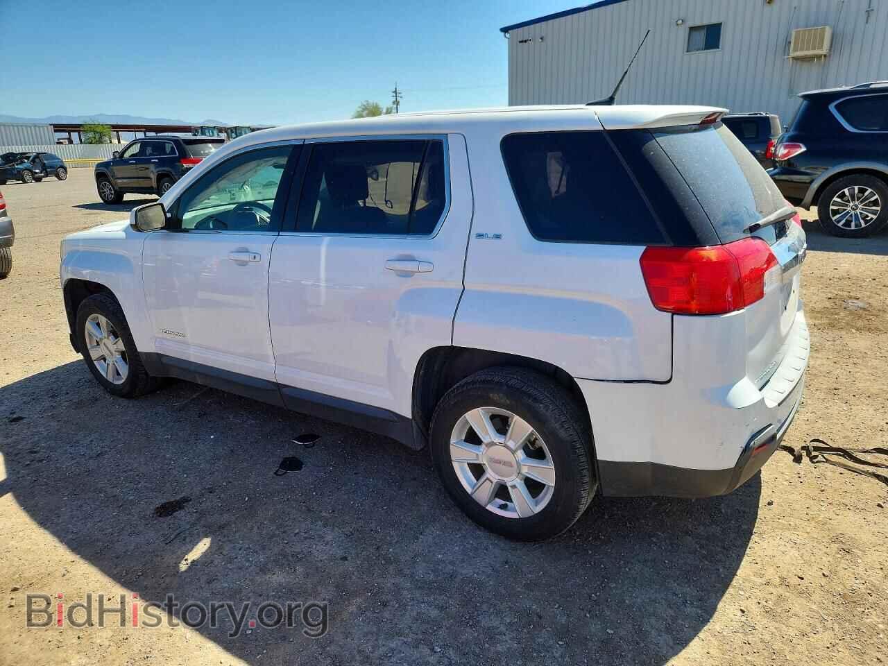 2011 GMC TERRAIN - VIN: 2CTALMEC2B6451385 - Photo 2