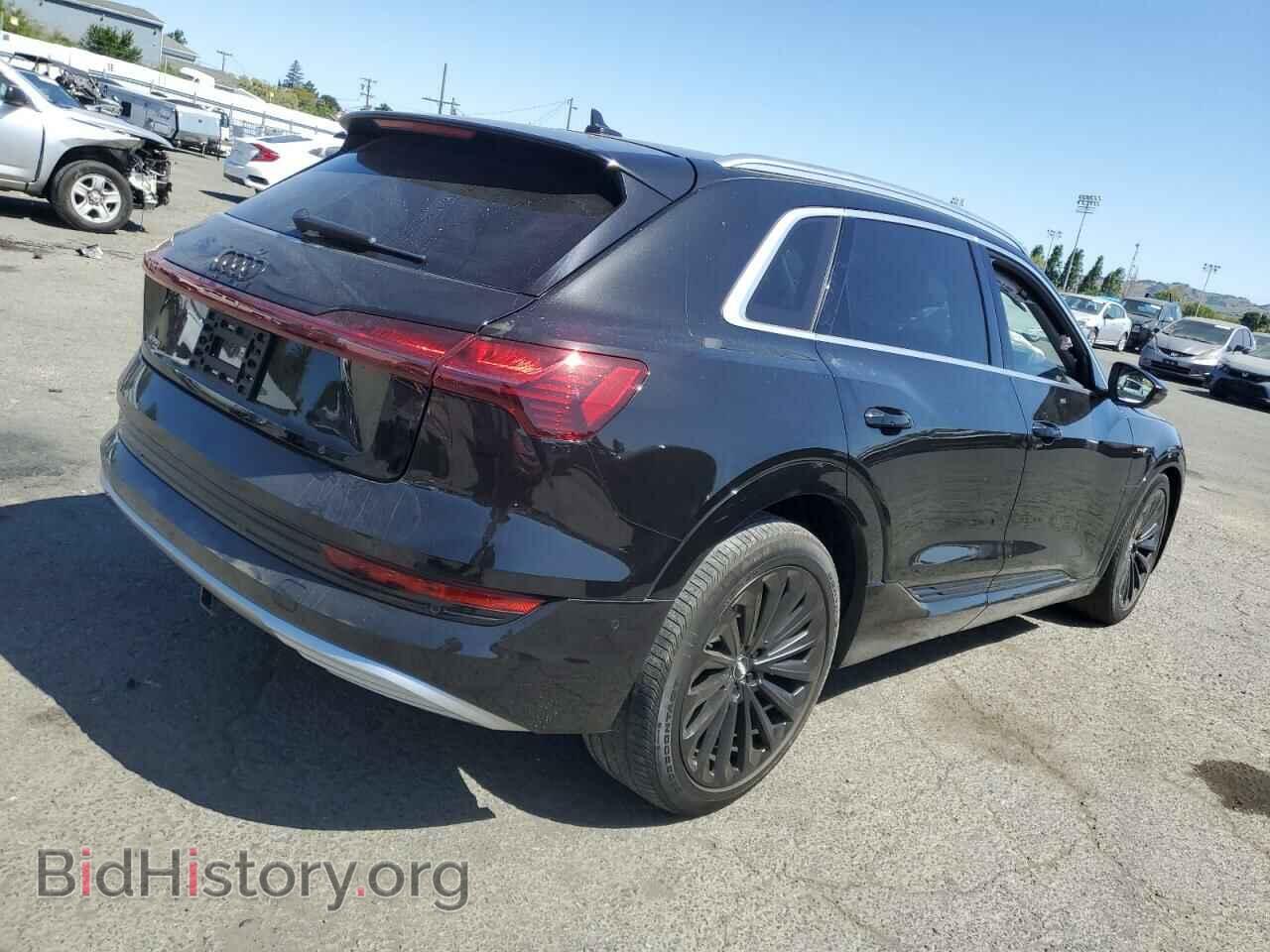 2019 AUDI E-TRON - VIN: WA1VABGE8KB020675 - Фото 3