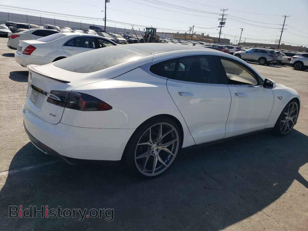 2013 TESLA MODEL S - VIN: 5YJSA1CP1DFP06857 - Фото 3