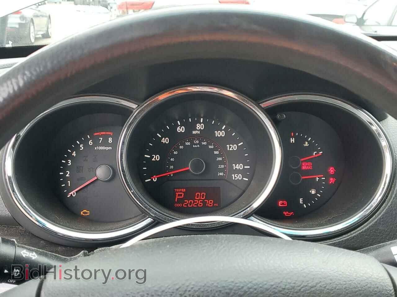 2011 KIA SORENTO - VIN: 5XYKT3A11BG169756 - Фото 9