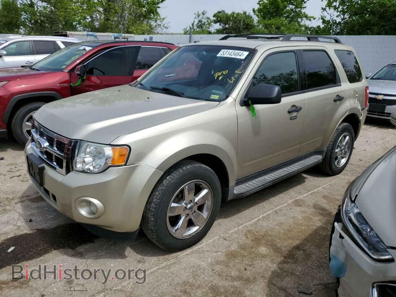 Фотография 1FMCU0DG3BKA19198 - FORD ESCAPE 2011