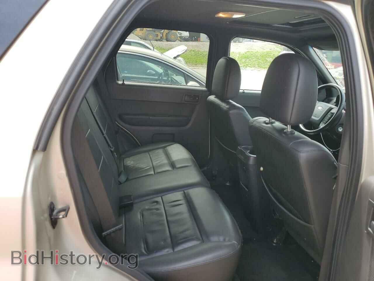 2011 FORD ESCAPE - VIN: 1FMCU0DG3BKA19198 - Фото 11