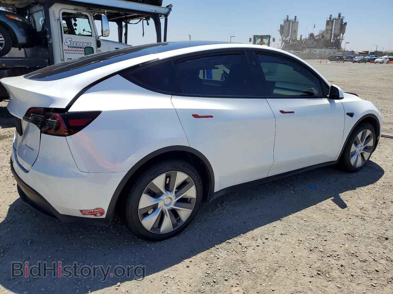 2024 TESLA MODEL Y - VIN: 7SAYGDEE7RF090338 - Фото 3