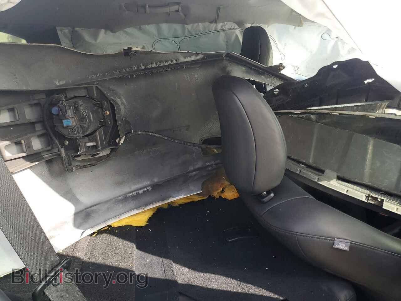 2011 LEXUS CT 200 - VIN: JTHKD5BH5B2012888 - Photo 10