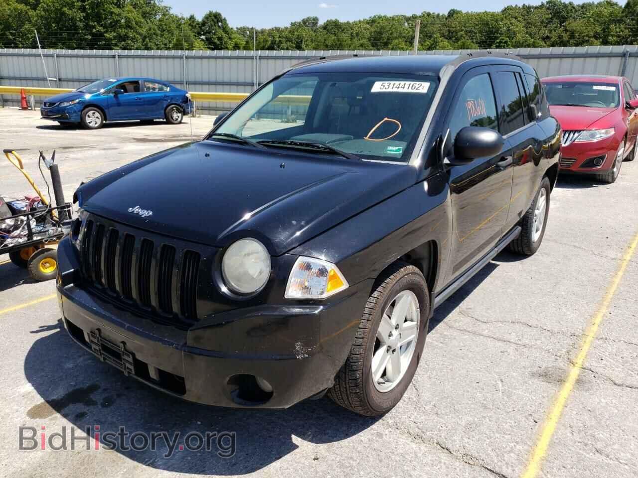 2007 JEEP COMPASS - VIN: 1J8FF47W07D256838 - Photo 2